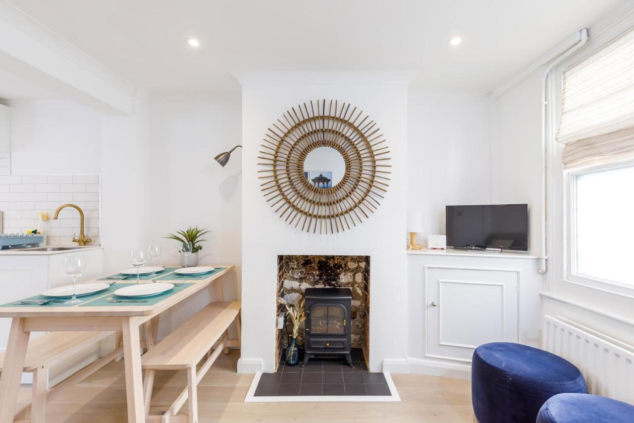 Central Quiet Cottage. Walk To Shops, Bars & Beach Brighton Luaran gambar