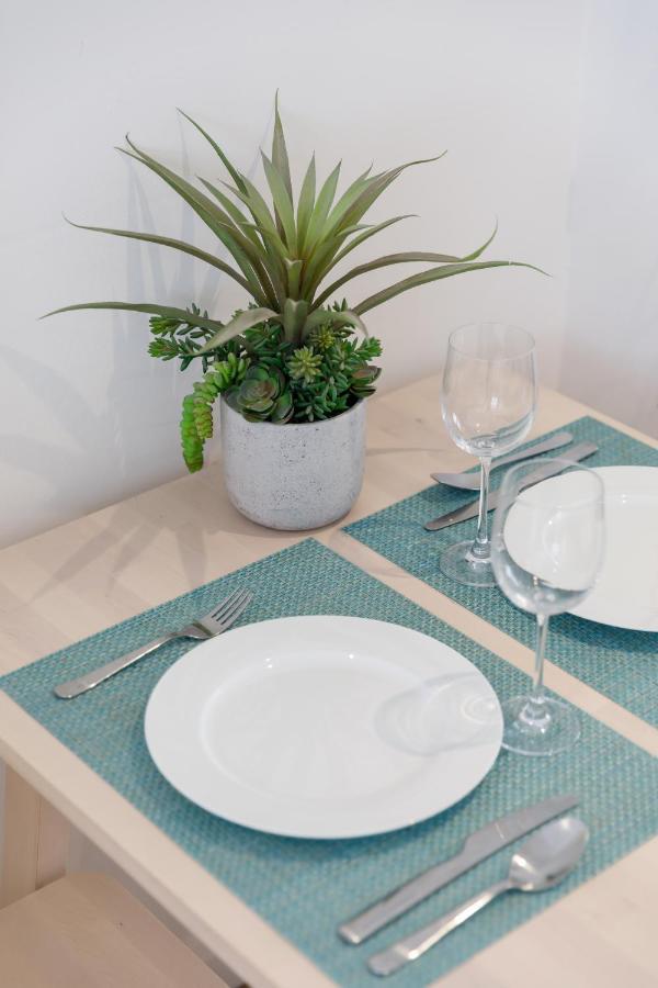 Central Quiet Cottage. Walk To Shops, Bars & Beach Brighton Luaran gambar